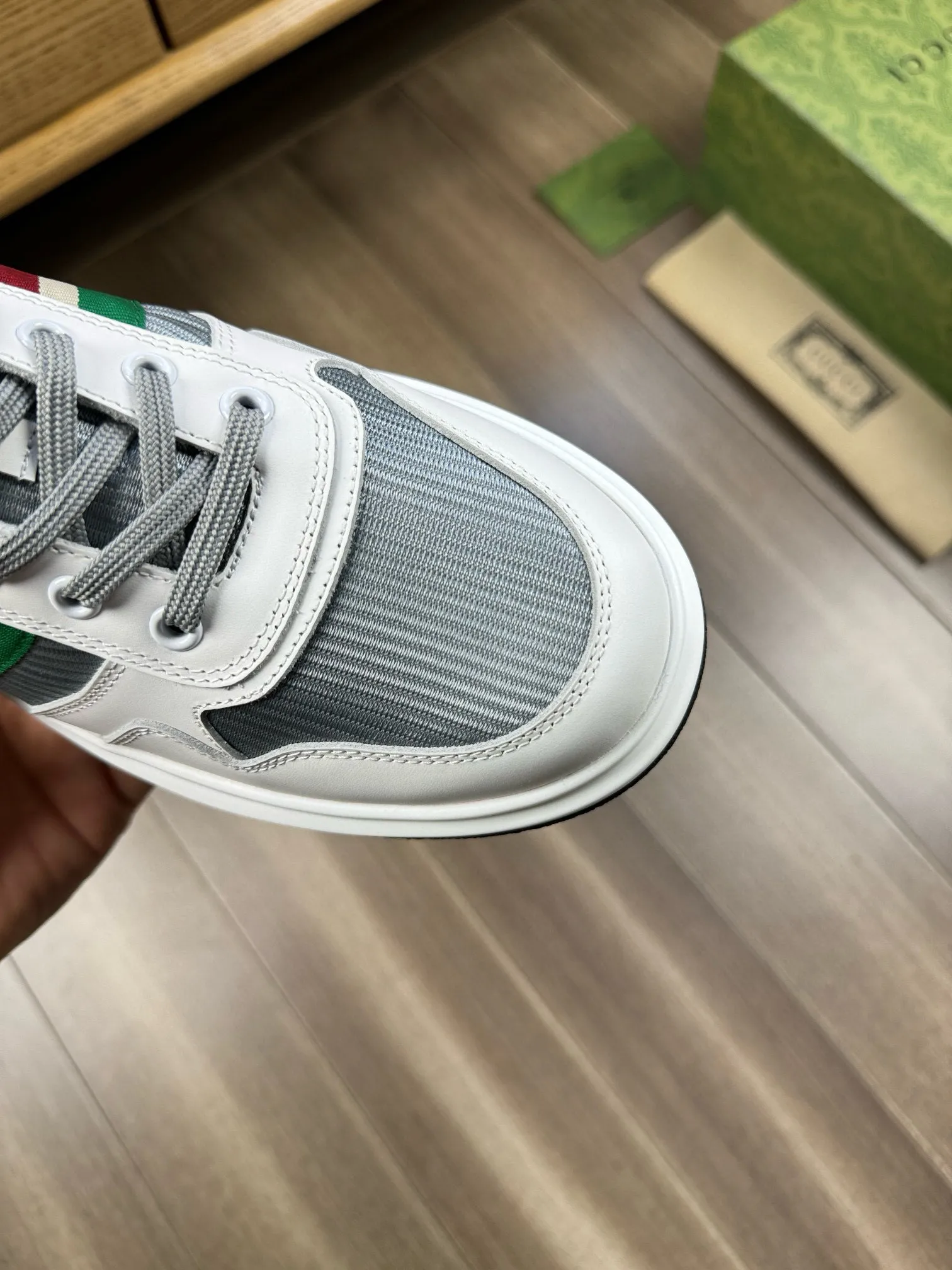 [Gucci] Gucci men's shoes 💰820💰 - High-end quality original order - Upper: 🔝Imported Nappa calfskin·Brand high mercerized cloth·Brand webbing -Inner: water-dyed cowhide, -Outsole: ultra-light T men's shoes💰U foam. Rubber; two-color molded outsole -Ultra-high quality control·Fine workmanship: highlighted (high-end·luxury·grade) -Size: 38-44 (45, can be customized)